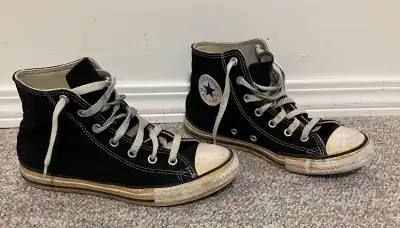 Big Kids sz 3 Chuck Taylor Converse, View more