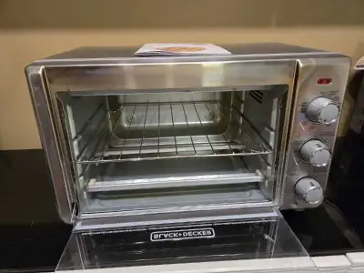 Black+Decker Convection Toaster Oven TO3217SSC NEW, View more