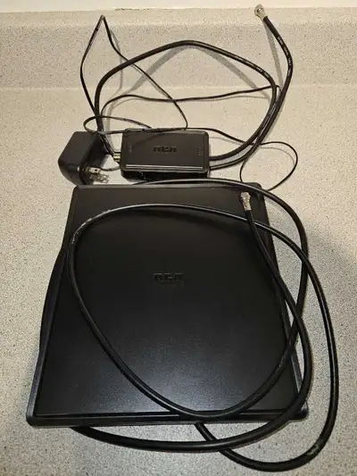 Antenne RCA, View more