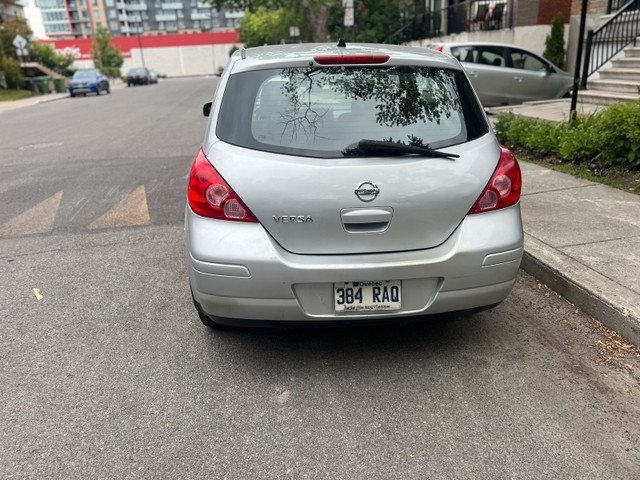 Nissan Versa 2012 dans Autos et camions  à Ville de Montréal - Image 2