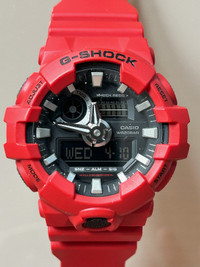 RED G-SHOCK CASIO WATCH - WORKS PERFECTLY IN PRISTINE CONDITION