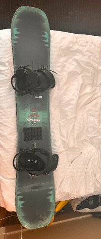 Burton Process Flying V -59 Snowboard with Carrell bindings