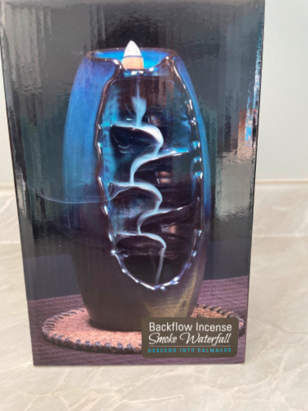 Smoke waterfall incense burner in Home Décor & Accents in Trenton - Image 2
