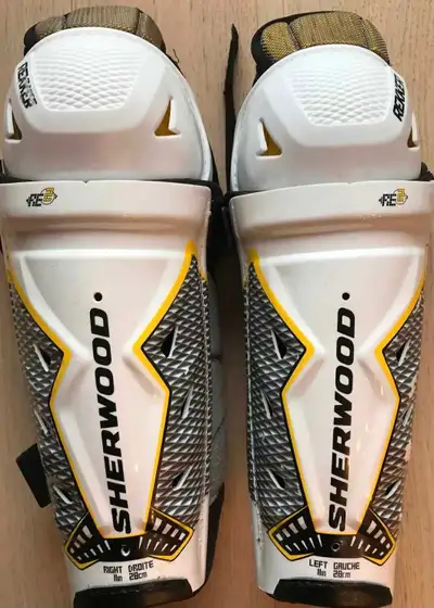 Sherwood REKKER shin guards, View more