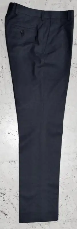 Mens pants in Men's in Edmonton - Image 2
