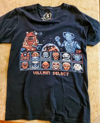 T-Shirt - Doctor Who villain character select screen - small, View more