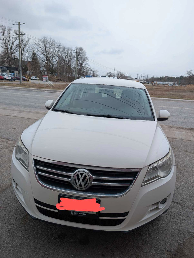 Volkswagen Tiguan 2010 in Cars & Trucks in Barrie - Image 2