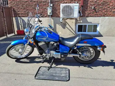 Cruising the open road never felt so good with this 2008 Honda Shadow Spirit 750, boasting a sleek b...