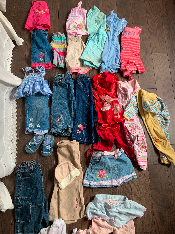 Vêtements pour bébé fille 12 mois dans Vêtements - 12 à 18 mois  à Ouest de l’Île