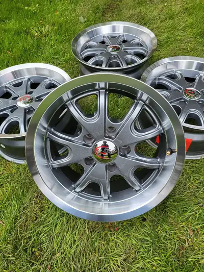 4 Vision wheels in excellent condition. 15x7-3.75 back spacing.For quickest response text 905 904 16...