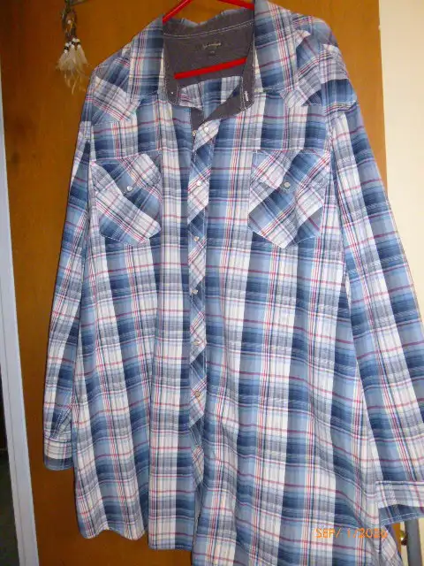 Beautiful Autumn Clothing for Men, Size 4X