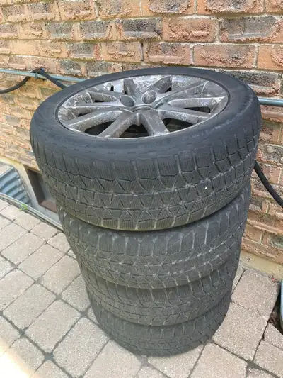 225/50/17 Snow tires on 5x114.3 rims