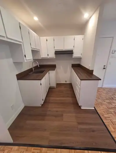 3½ rénové – dernier étage – métro Pie-IX Disponible immédiatement- 600pi² 2052A avenue Letourneux, M...