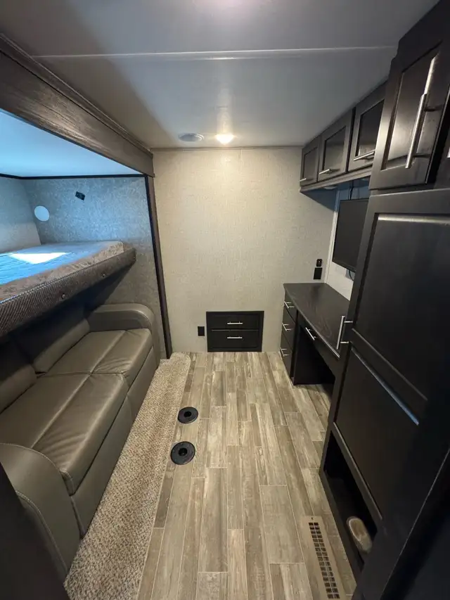 2020 Jayco NorthPoint 377RLBH in Travel Trailers & Campers in City of Halifax - Image 10