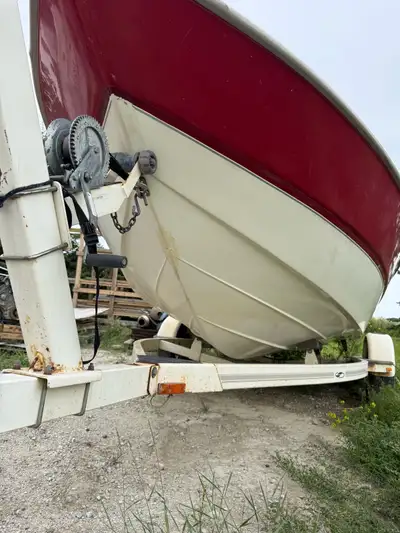 Bought 2 years ago and used at glennifer until we upgraded to bigger boat Previous owner said the mo...