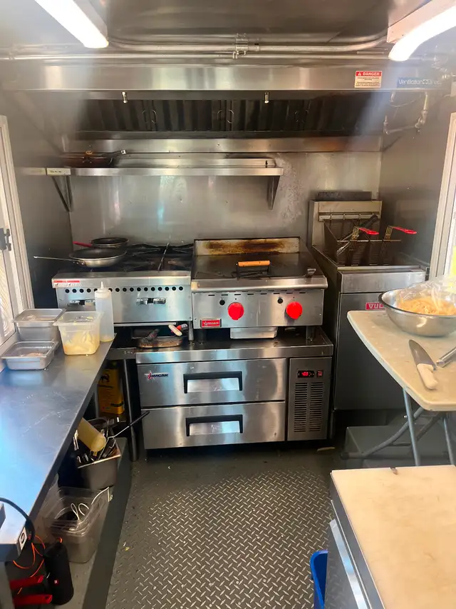 FOOD TRUCK62863275981059124