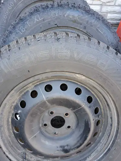 Selling four gislaved nord frost winter tires with rims. Came off a 2017 infiniti qx60. Used two sea...