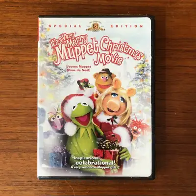 It's a Very Merry Muppet Christmas Movie - Kermit Miss Piggy DVD, View more