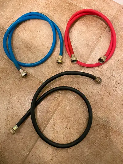Hoses pour laveuse à linge (3/4 pouces, femelle au 2 bouts). Tuyaux pour machine à laver les vêtemen...