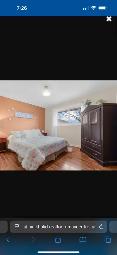 3 private rooms available