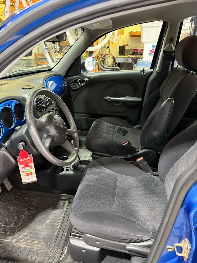 2005 PT Cruiser in Cars & Trucks in Strathcona County - Image 7