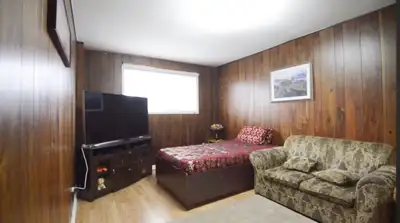 Master bedroom for rent , View more