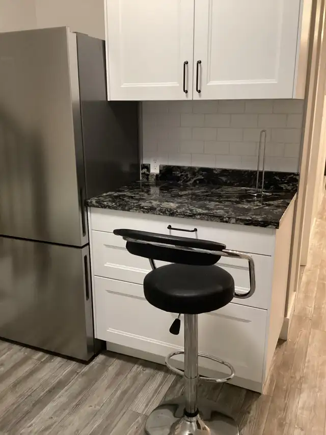 FOR RENT: Beautiful Furnished Home.(All Utilities Included) in Long Term Rentals in City of Halifax - Image 9