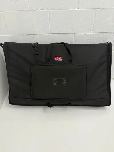 Gator 40–45" Padded LCD/TV Monitor Carry Case 50% off new, View more