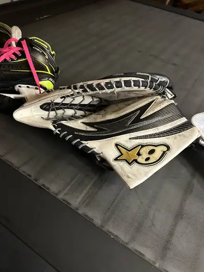 Brians INT Hockey Goalie Catcher, View more