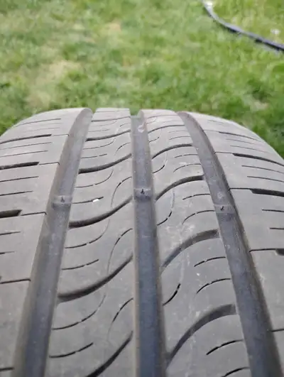 Zetum 205/60R15, good condition on rims