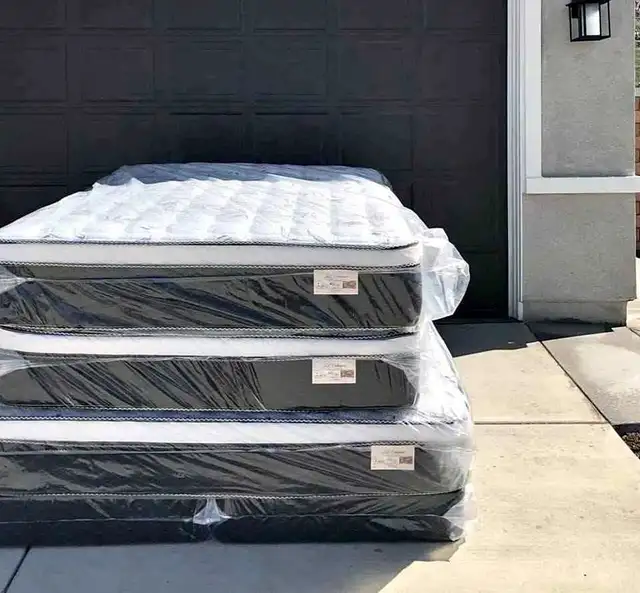 Matelas simple in Beds & Mattresses in Longueuil / South Shore - Image 7