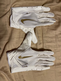 Nike vapor football gloves