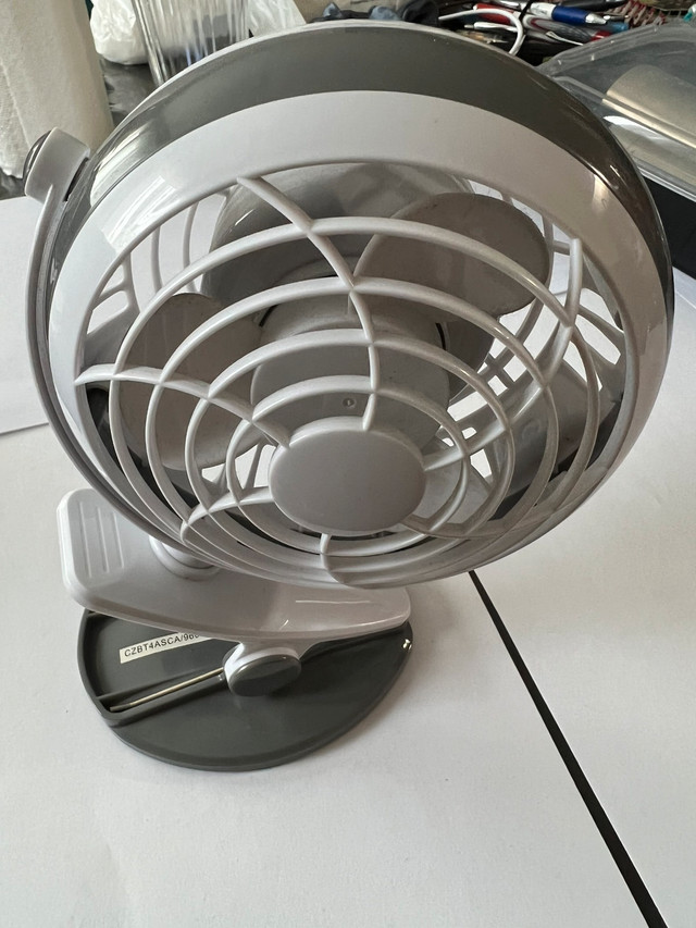 Fan usb & battery  in General Electronics in Kitchener / Waterloo - Image 2