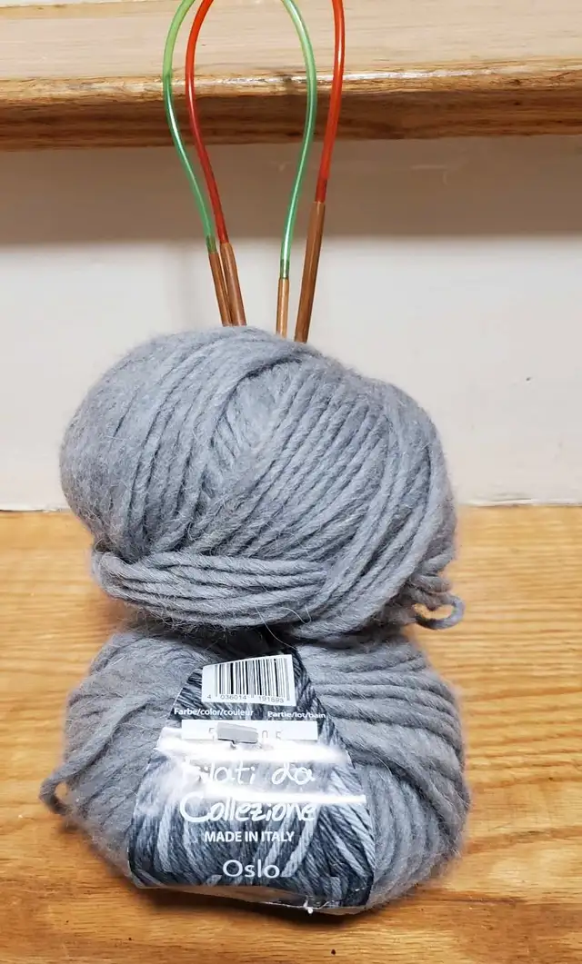 Wolle and Alpaka 2 yarns made in Italy plus knitting 62863267772546122