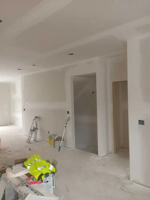 DRYWALL MUD AND TAPE520323859040839682