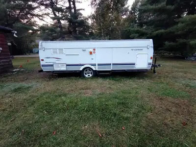 2005 Fleetwood Highlander – Newport We’ve owned this trailer from new and had many camping adventure...