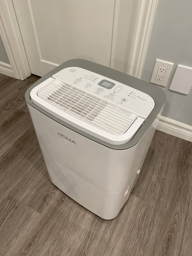 EUC NOMA Dehumidifier (35 Pint) Heaters, Humidifiers & Dehumidifiers