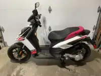 2021 Aprilia SR50 scooter