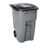 Outdoor rollout garbage bin
