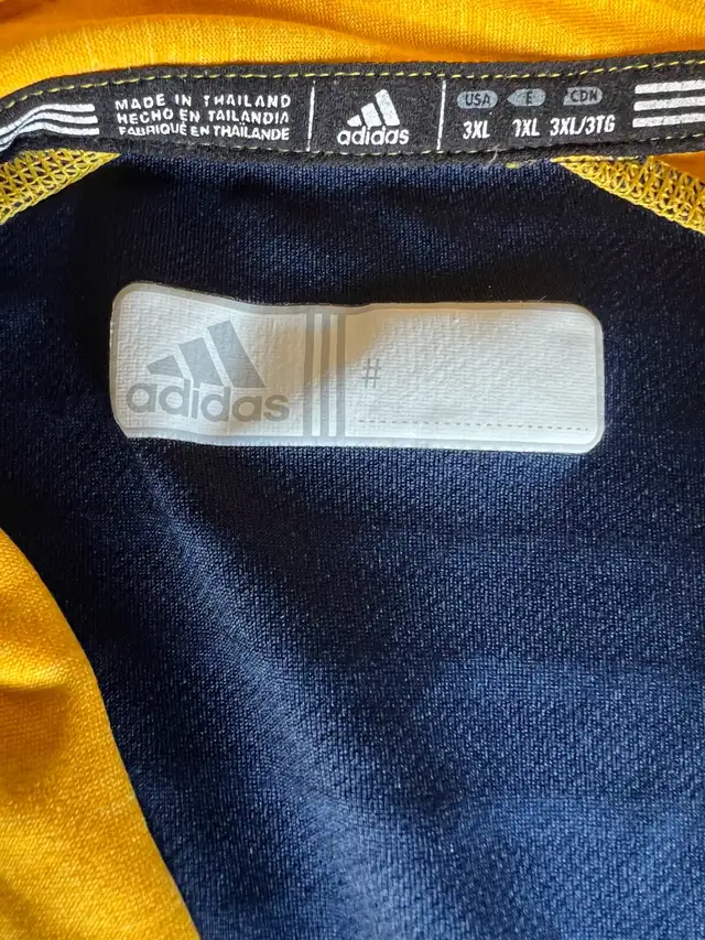 Queens Gaels Sports Adidas Climalite Polo Mens XXXL in Men's in Kingston - Image 4