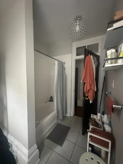 Sublet Available – Fully Furnished 1 Bedroom + Den + Sunroom (Ottawa, ON) March 1, 2026 – May 30, 20...