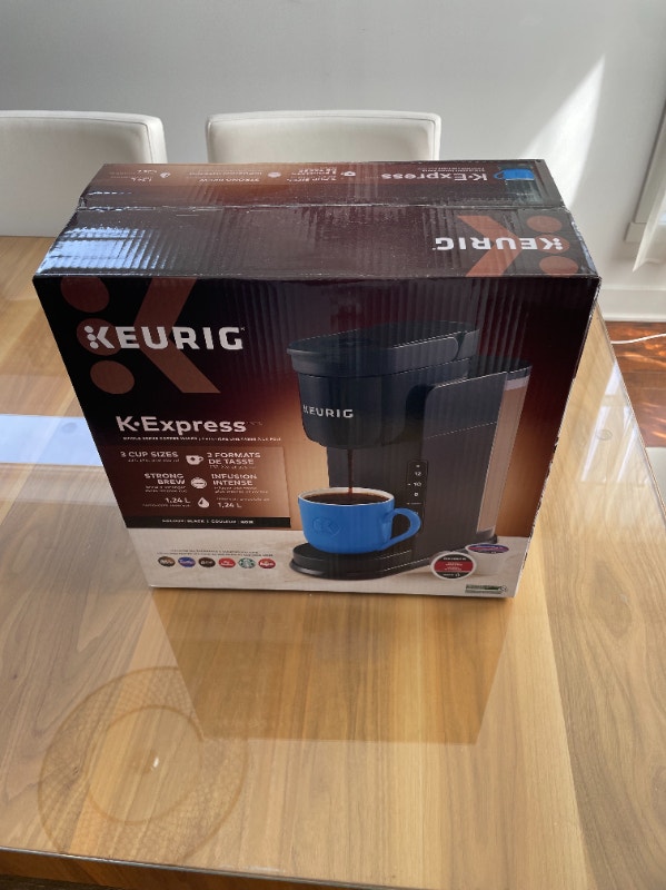 Keurig® KExpress™ Single Serve Coffee Maker Machines à café Ville