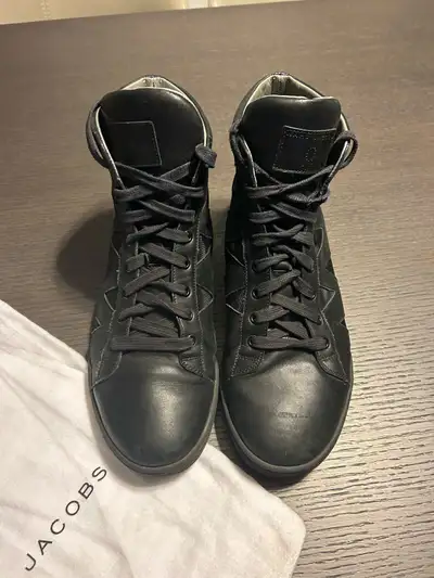 MARC JACOBS BLACK LEATHER HIGH TOP SNEAKERS FOR MEN SZ 9 USED, View more