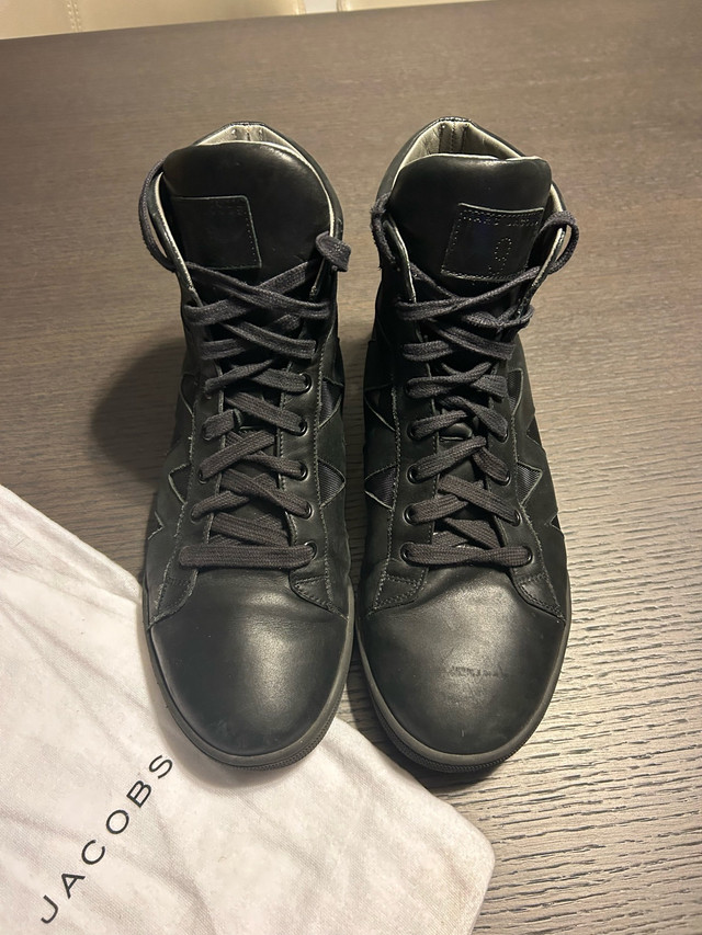 MARC JACOBS BLACK LEATHER HIGH TOP SNEAKERS FOR MEN SZ 9 USED in Men's Shoes in City of Toronto