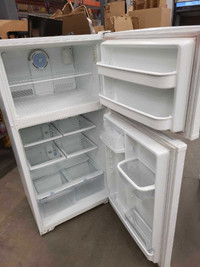 Réfrigérateur Amana 120$