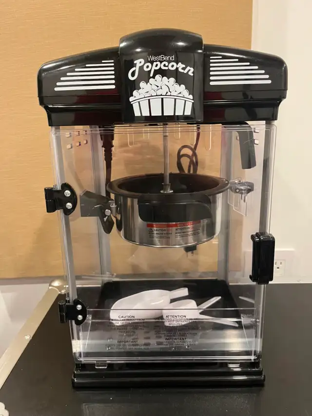 WestBend Popcorn Machine
