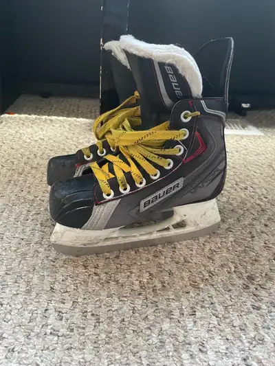 Youth hockey skates , View more