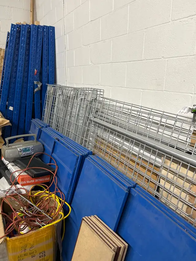 Soldes , Clearance Sale, in Industrial Shelving & Racking in City of Montréal - Image 6