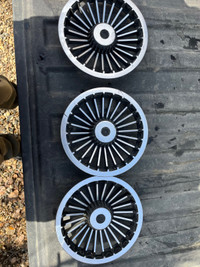 Used golf cart hubcaps 