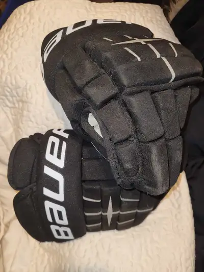 Bauer Hockey Gloves, View more